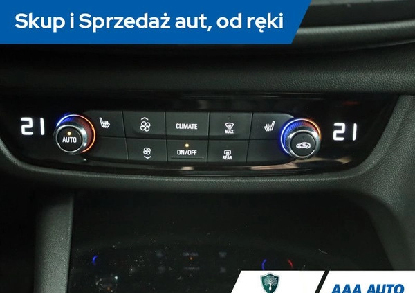 Opel Insignia cena 60000 przebieg: 177141, rok produkcji 2018 z Sianów małe 277